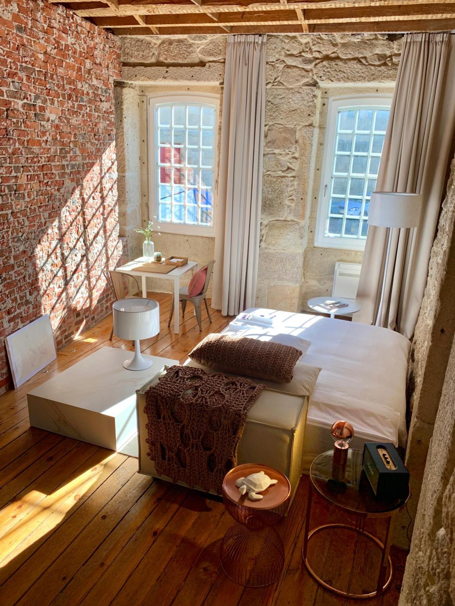 Element Apartment *