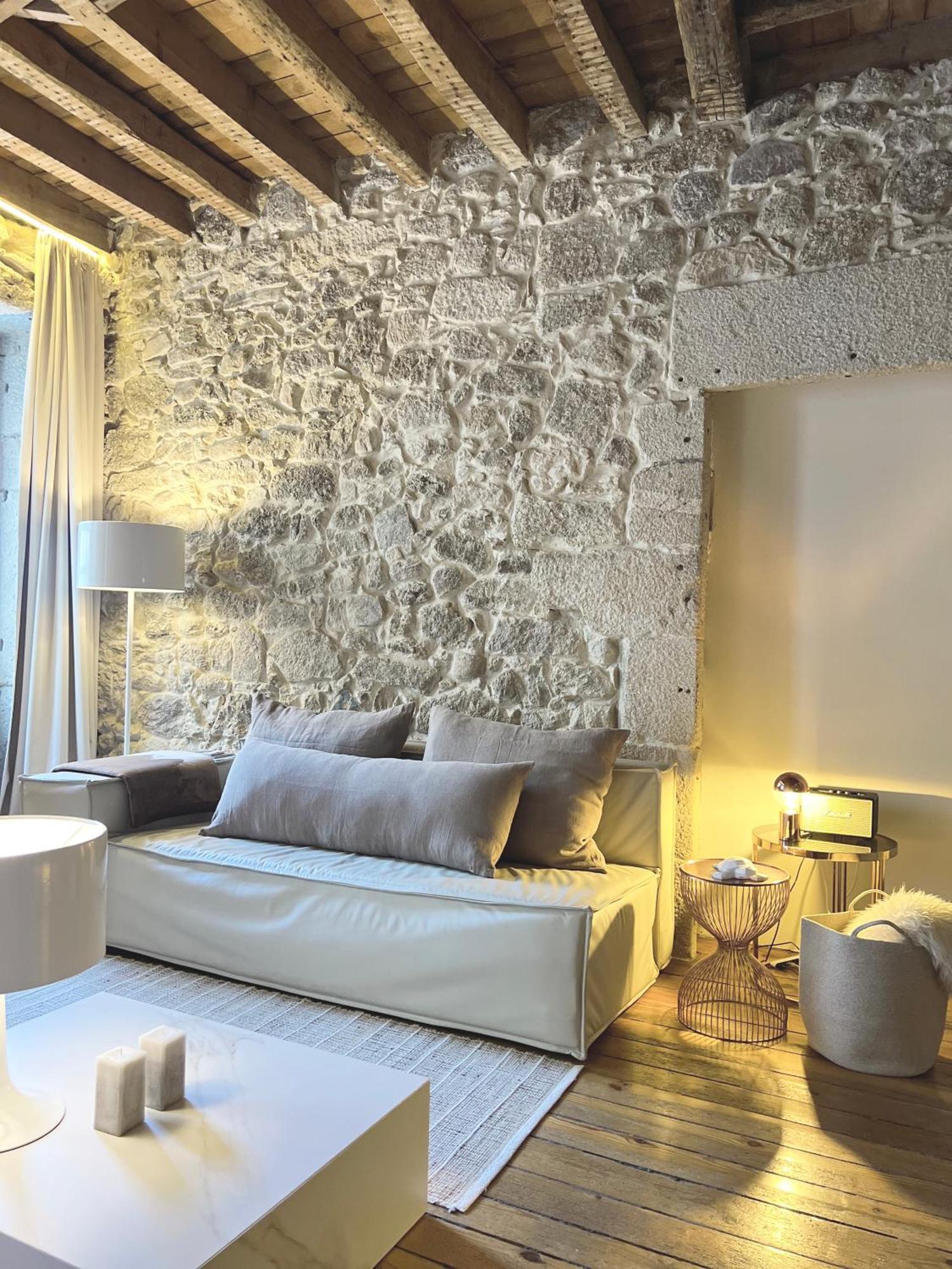 Element Viseu