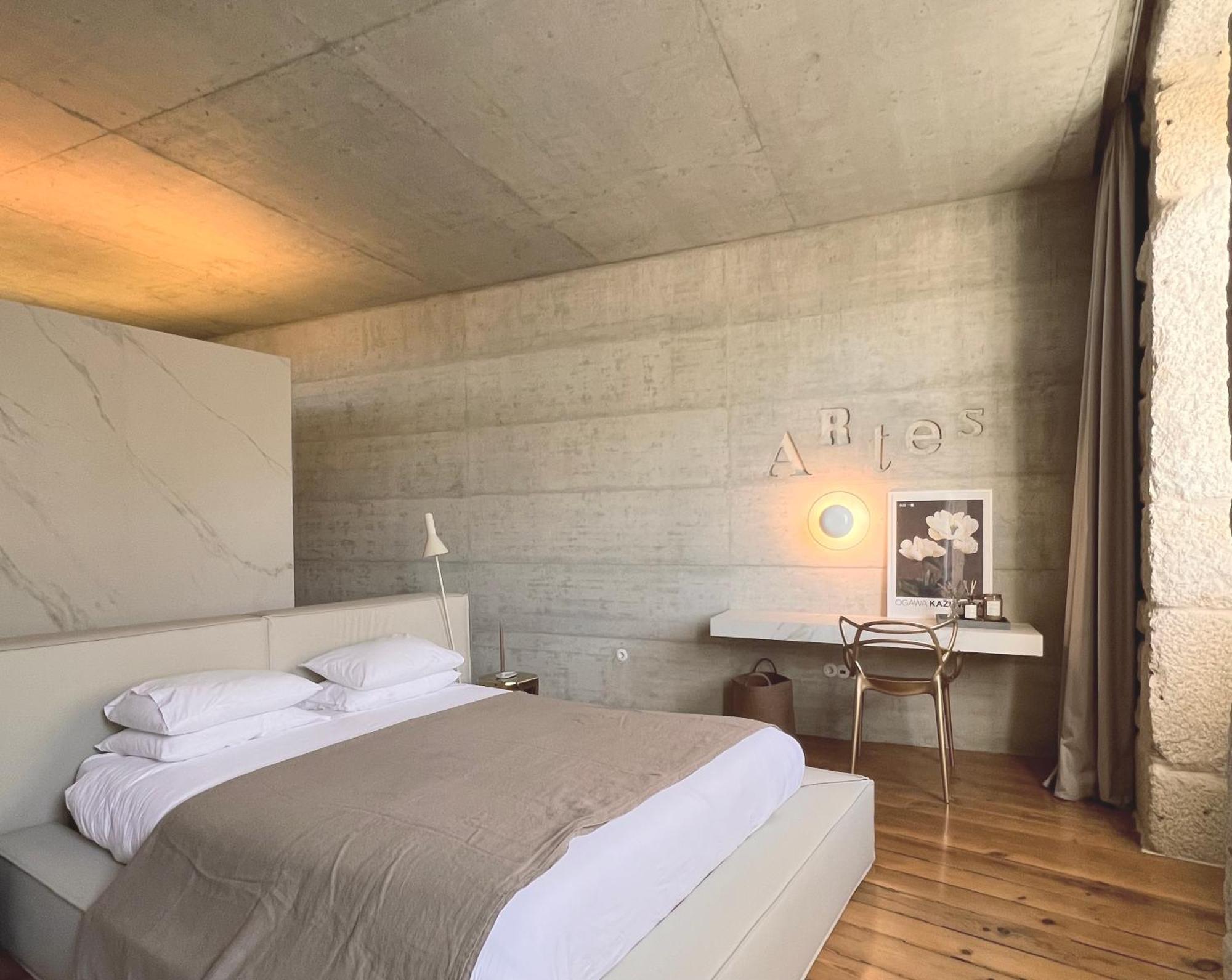 Element Apartment *